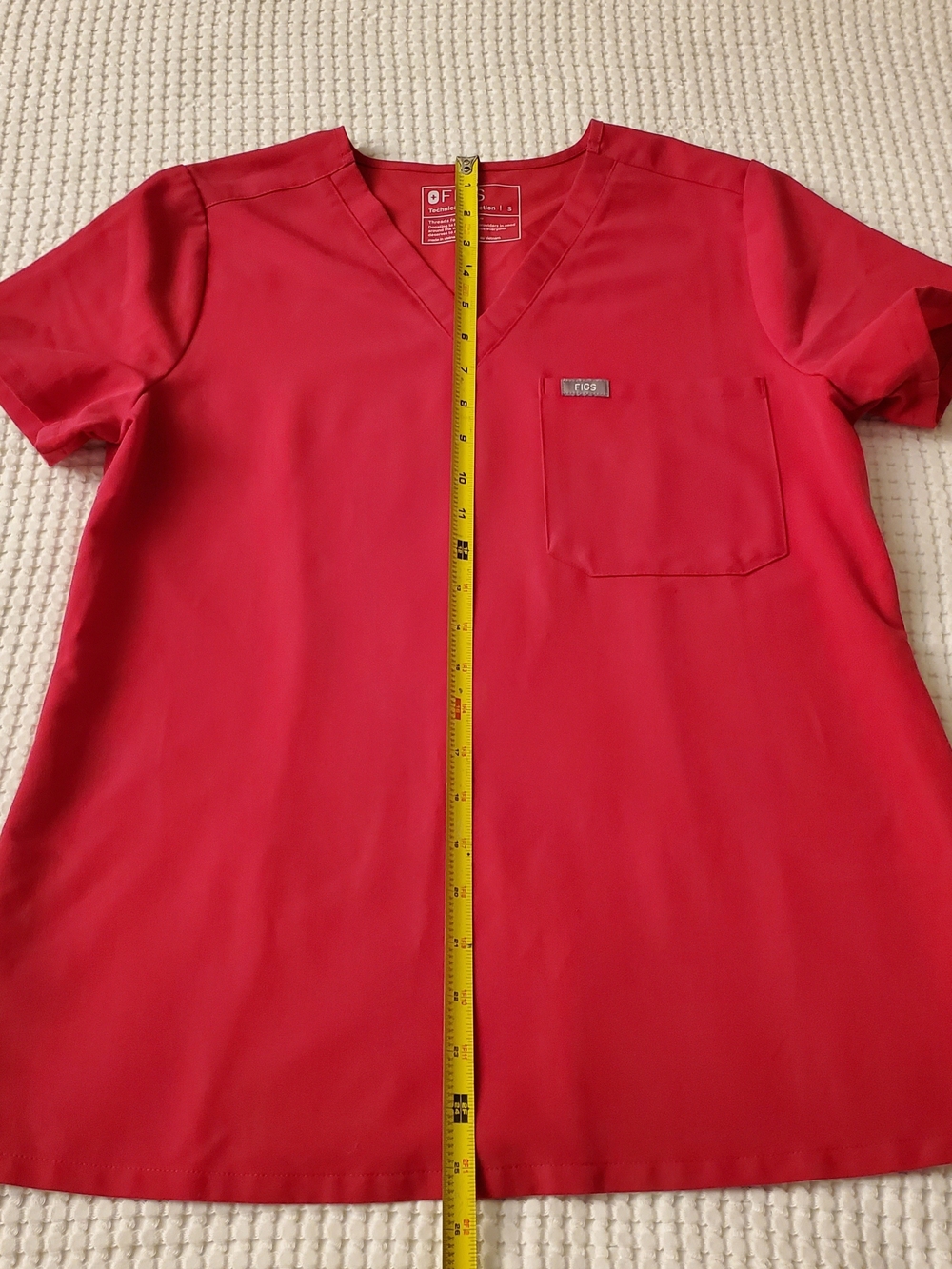 FIGS Technical Collection Shocking Pink V-Neck Scrub Top S - Picture 6 of 8
